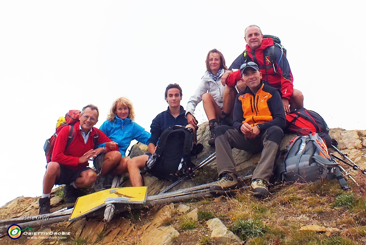 02 In vetta all'anticima della Punta di Montozzo (2883 m.).JPG